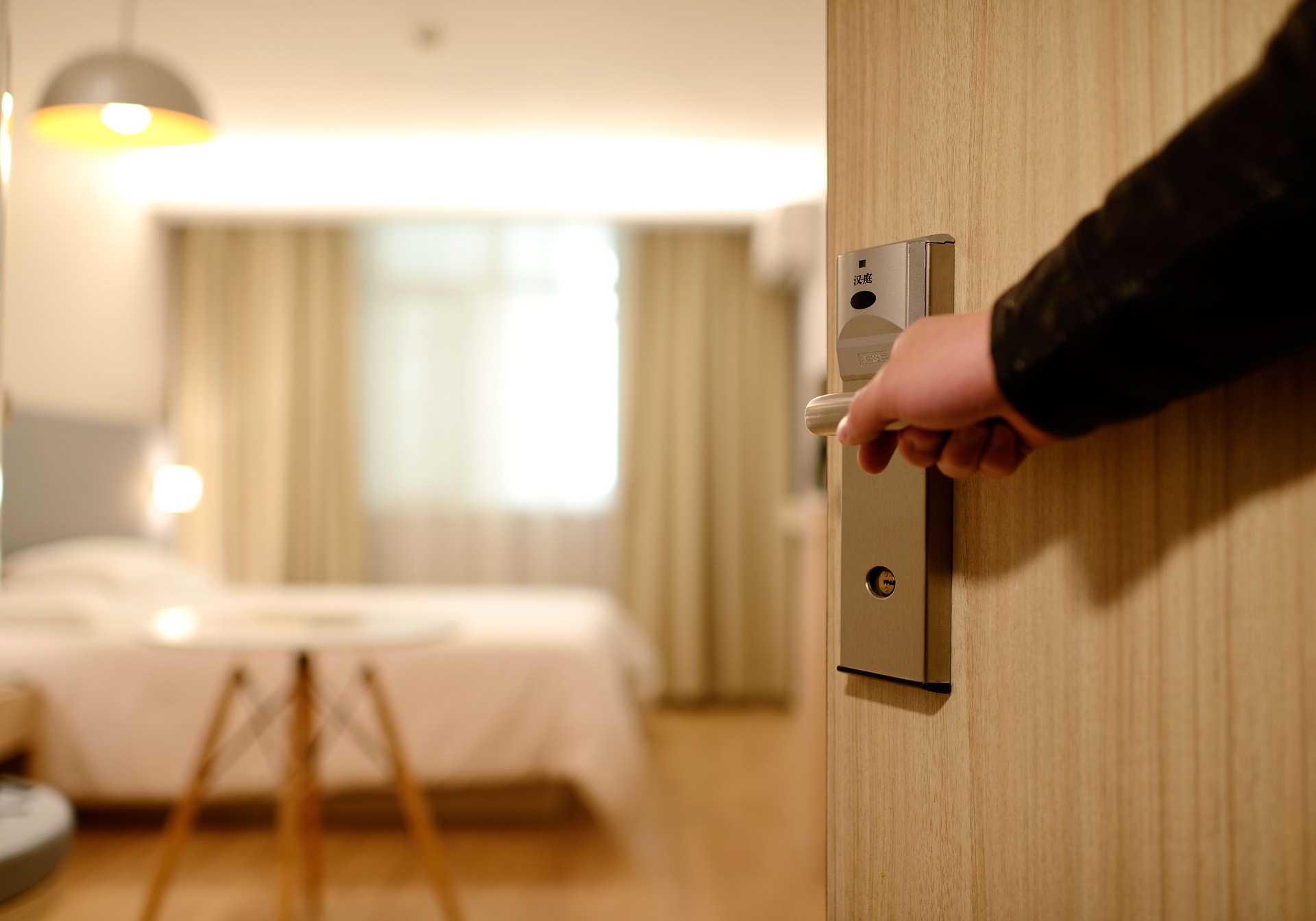 How To Mitigate Risks In The Hospitality Industry